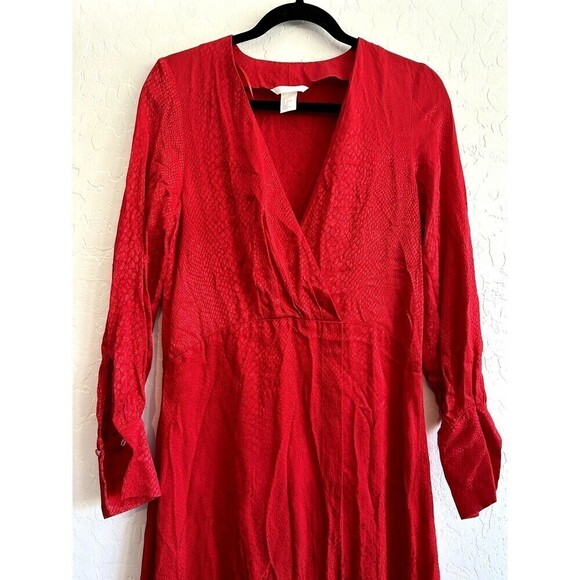 H&M Jacquard Weave Dress Women's Size 0 V Neck Wrap Over Red - Picture 9 of 16
